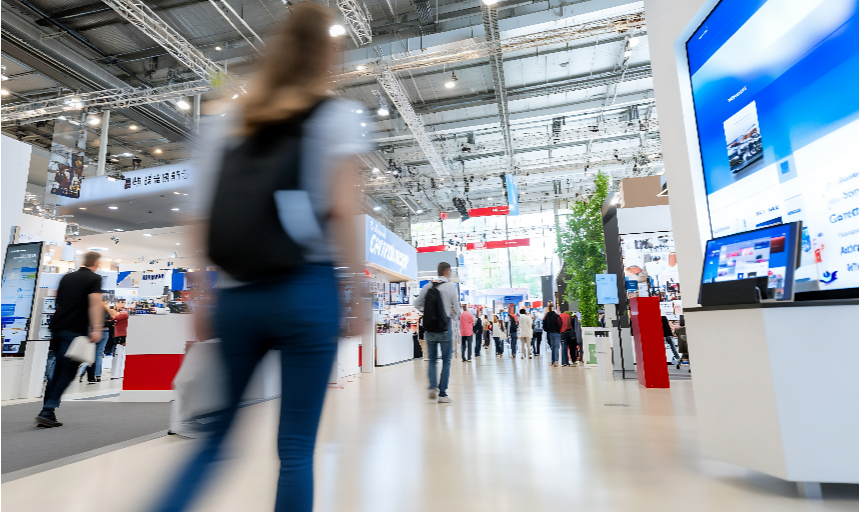 چاپ بنر برای نمایشگاه در چاپازون